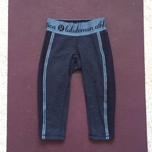 Lululemon heather blue/gray cropped leggings